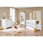 Startset ‘Emilia’ breed
2 delen: ledikant, brede commode